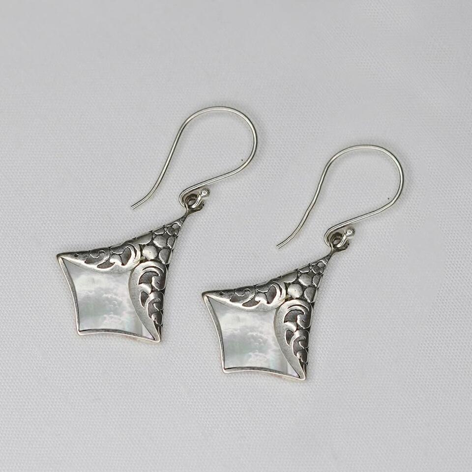 61o5zPo-7SL_processed_by_imagy