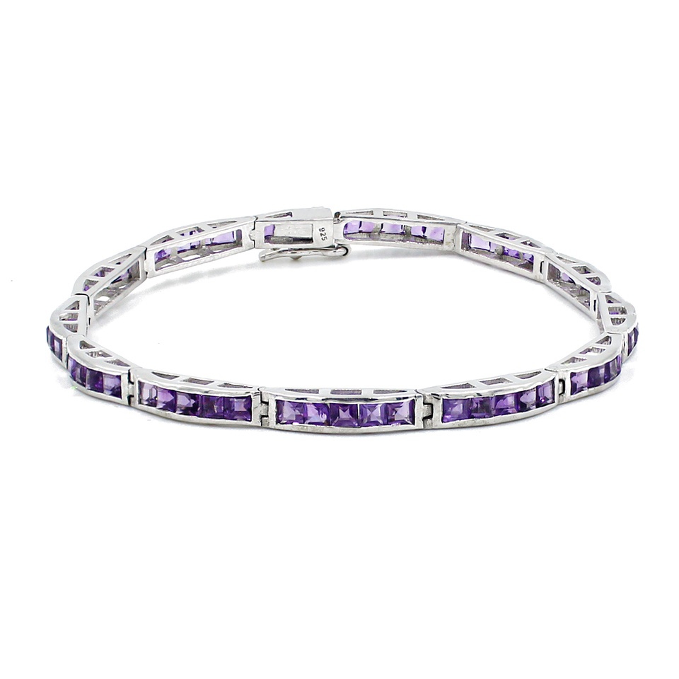 925 sterling silver tennis bracelet featuring square-cut amethyst gemstones with a secure clasp closure