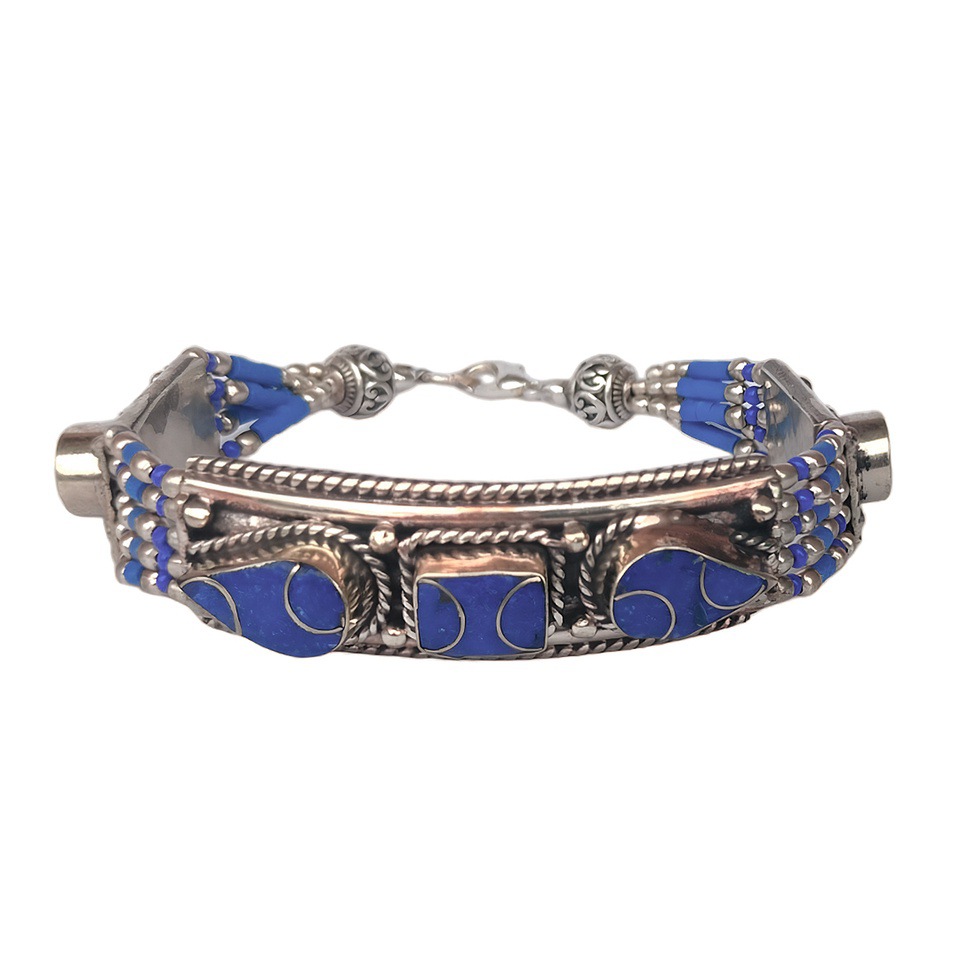 Silver bracelet with blue lapis inlay