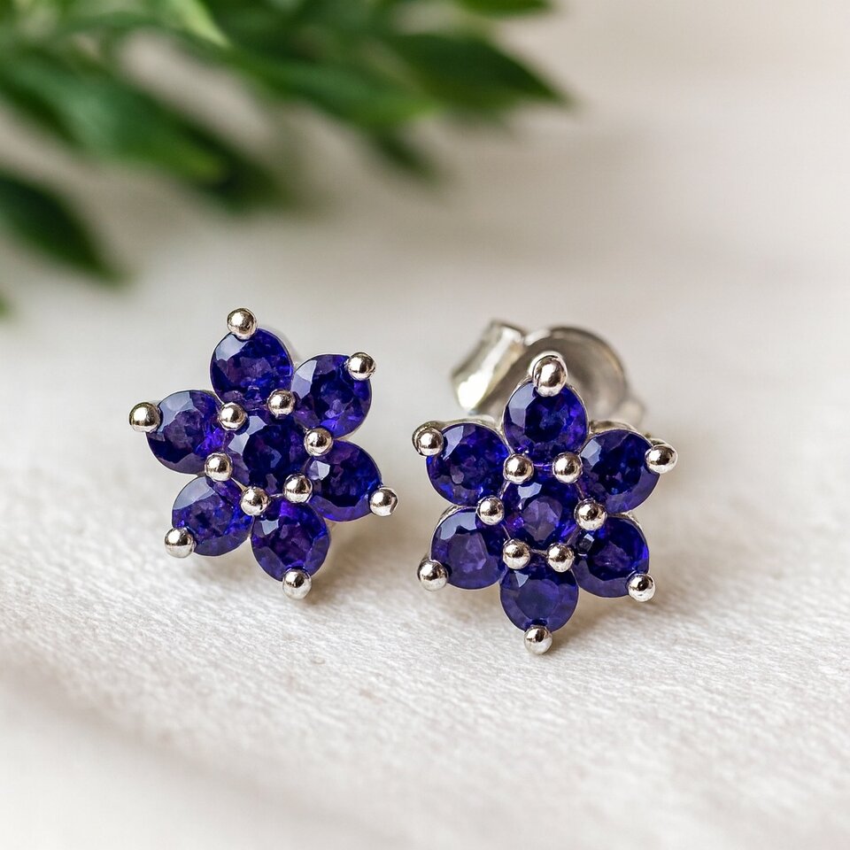 Minimalist Flower Shape Stud Earrings
